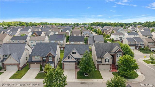 27476 Belgrave Place, Novi, MI 48374