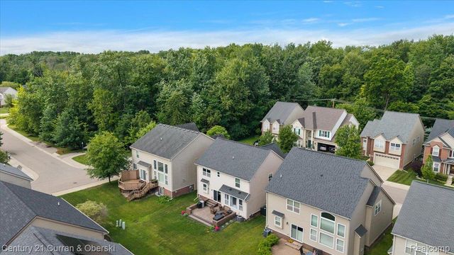 27476 Belgrave Place, Novi, MI 48374