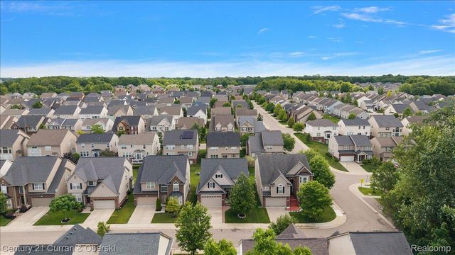 27476 Belgrave Place, Novi, MI 48374