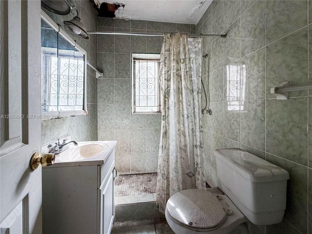 1770 NW 55th Terrace, Miami, FL 33142
