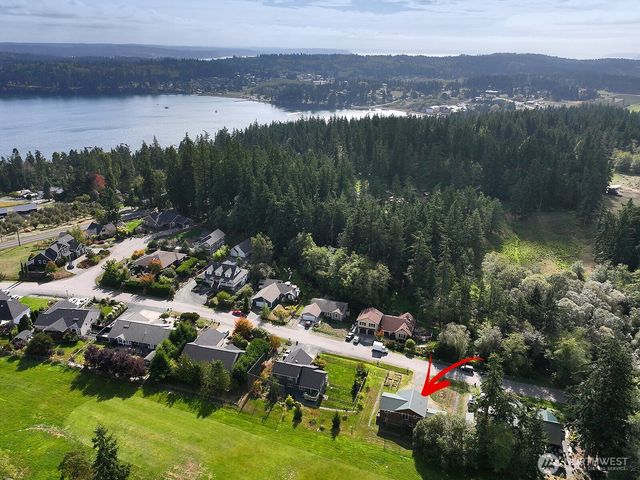 1249 Long Drive, Freeland, WA 98249