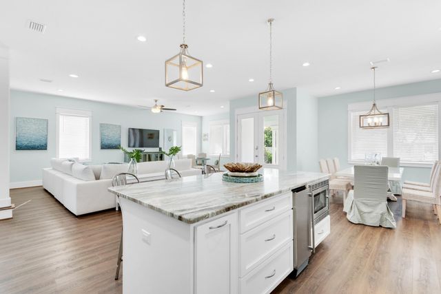 4563 Luke Avenue, Destin, FL 32541