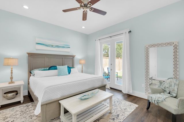 4563 Luke Avenue, Destin, FL 32541