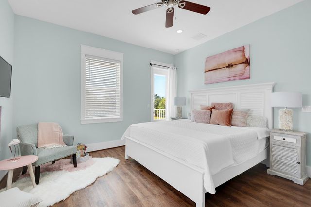 4563 Luke Avenue, Destin, FL 32541