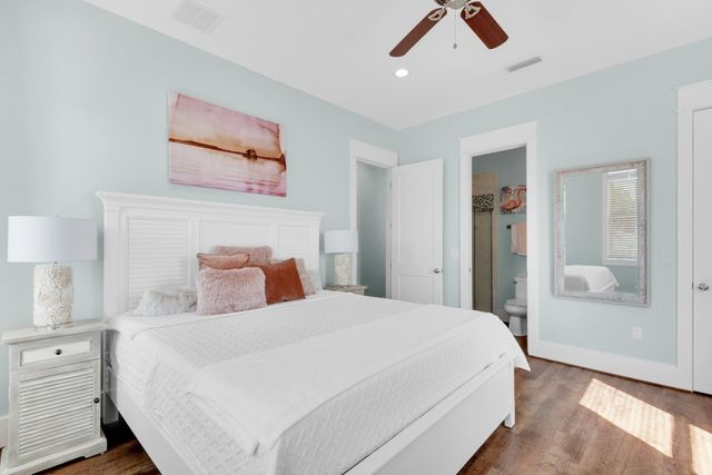 4563 Luke Avenue, Destin, FL 32541
