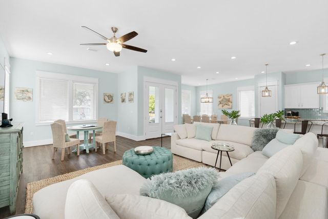4563 Luke Avenue, Destin, FL 32541