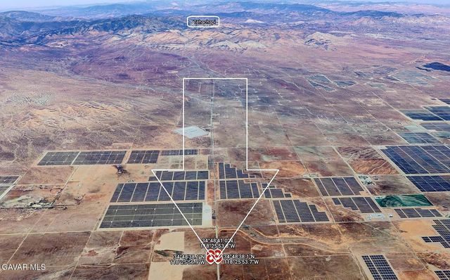 17000 W Avenue A-8, Fairmont, CA 93536