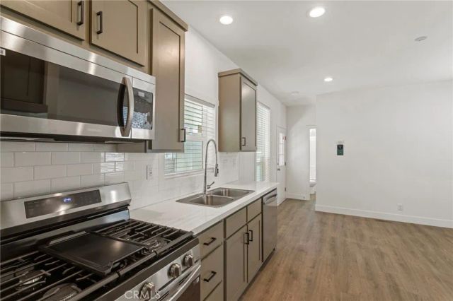 3319 Avalon 22, Jurupa Valley, CA 92509