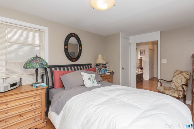 14 Laurel Trail, Newtown, CT 06482