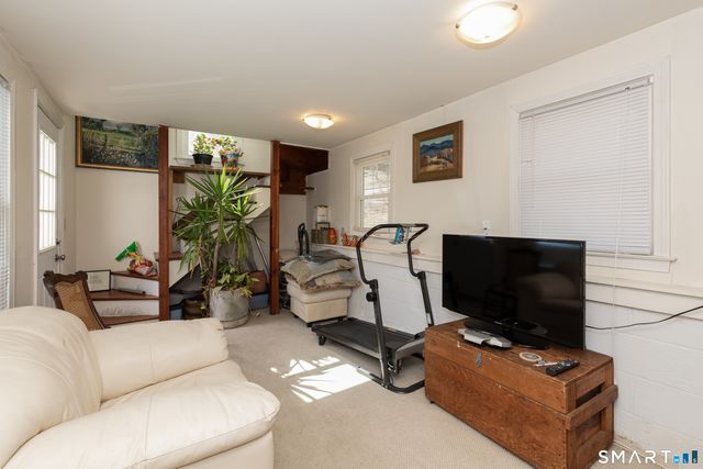 14 Laurel Trail, Newtown, CT 06482