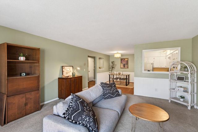 2200 Nevada Avenue S 114, Saint Louis Park, MN 55426