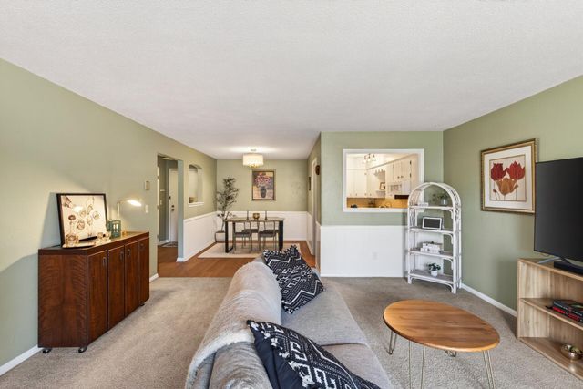 2200 Nevada Avenue S 114, Saint Louis Park, MN 55426
