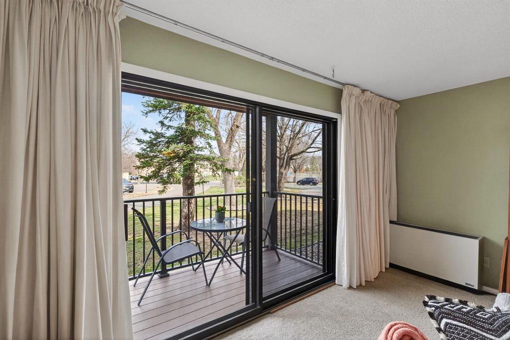 2200 Nevada Avenue S 114, Saint Louis Park, MN 55426