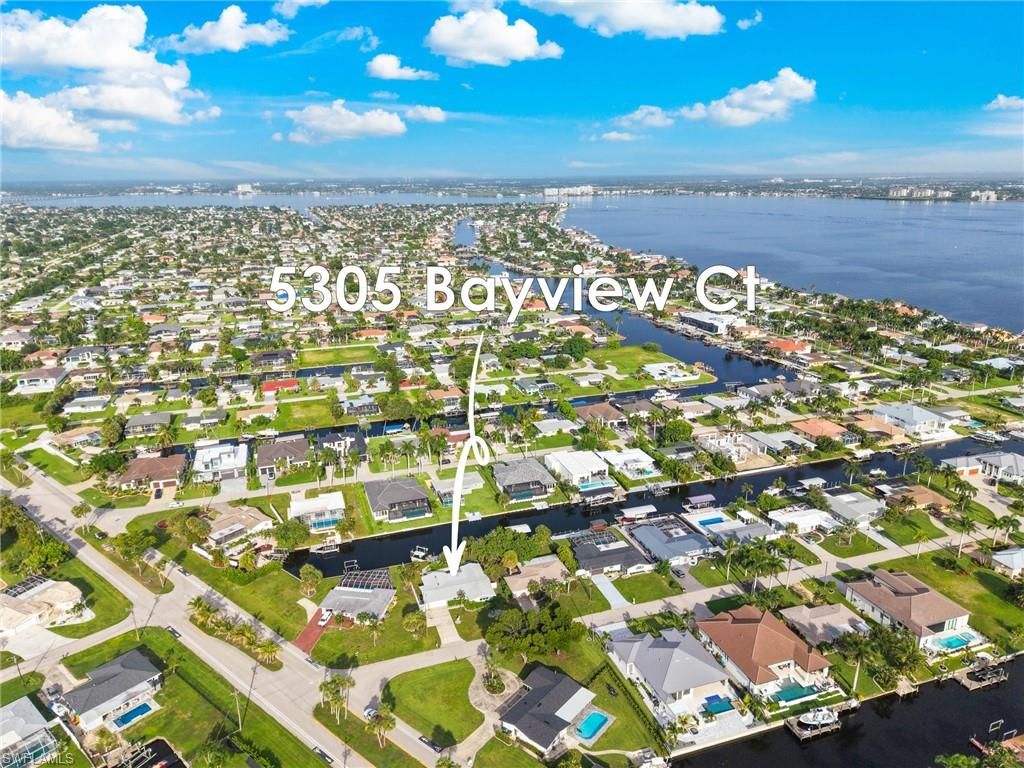 5305 Bayview CT, CAPE CORAL, FL 33904 — exterior