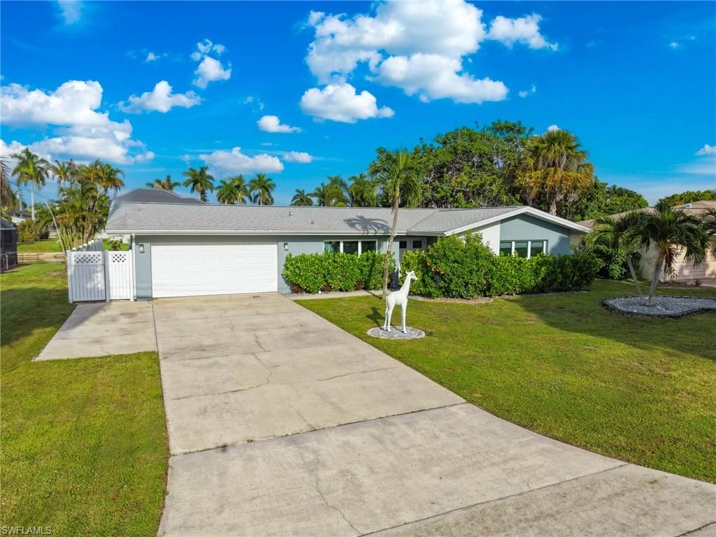 5305 Bayview CT, CAPE CORAL, FL 33904 — photo 2