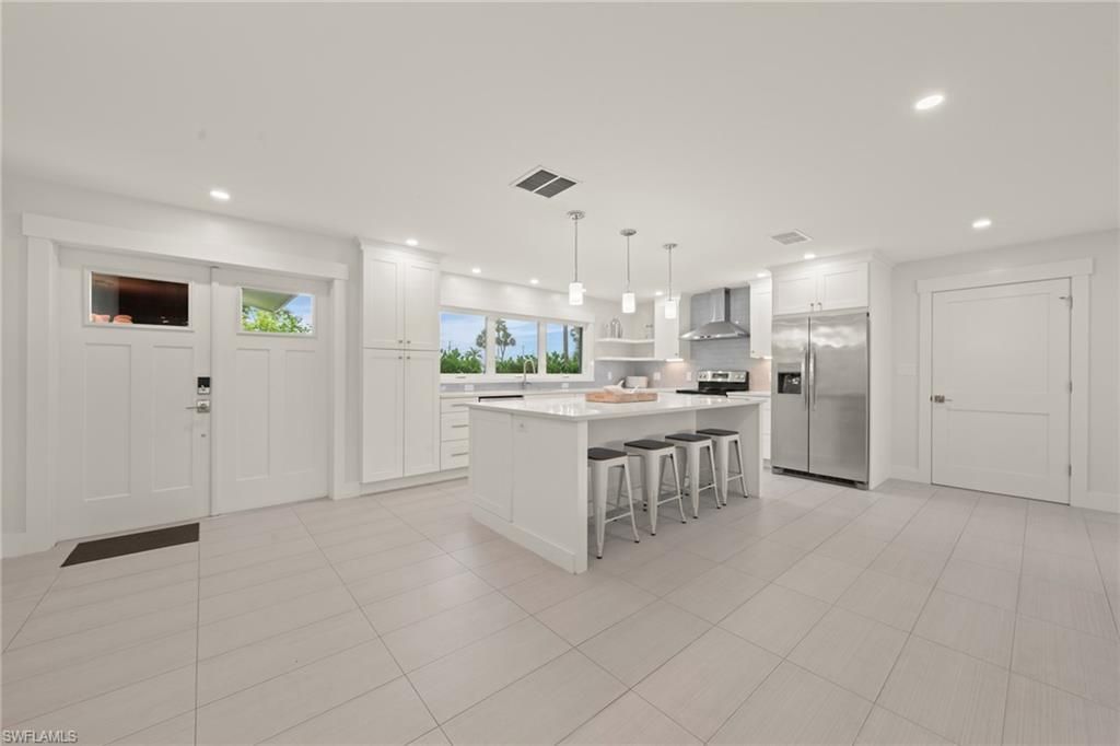 5305 Bayview CT, CAPE CORAL, FL 33904 — photo 3