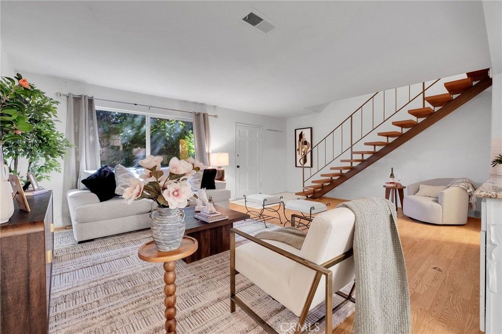 630 S Knott 31, Anaheim, CA 92804 — photo 3