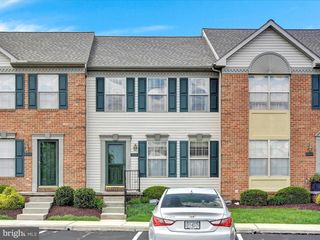 426 COBBLESTONE LN, Lancaster, PA 17601