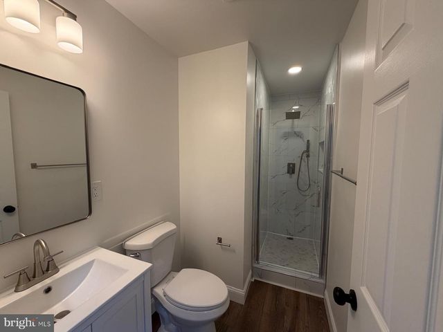 5 JAYBEE CT, Fredericksburg, VA 22401