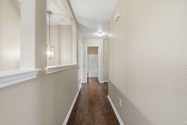 111 Maned Drive, Sanger, TX 76266