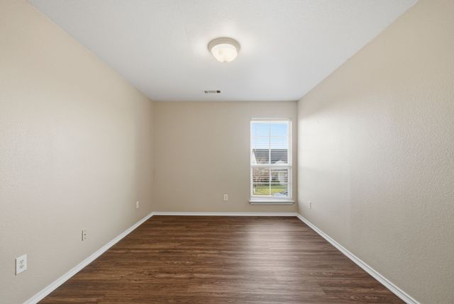 111 Maned Drive, Sanger, TX 76266