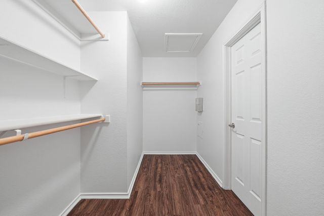 111 Maned Drive, Sanger, TX 76266