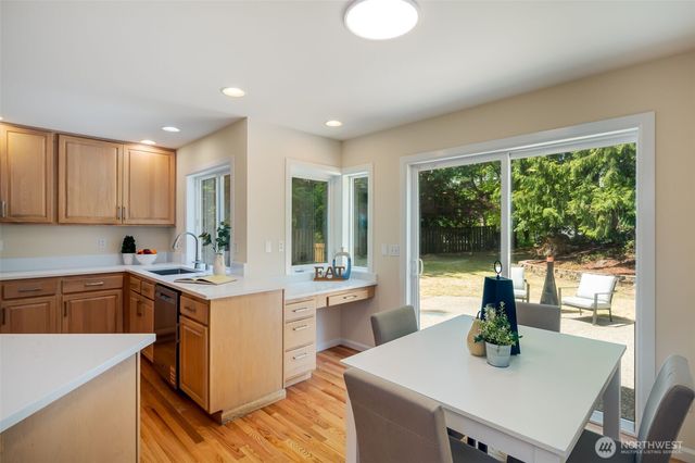 7229 245th Way NE, Redmond, WA 98053