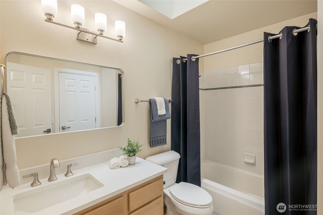 7229 245th Way NE, Redmond, WA 98053