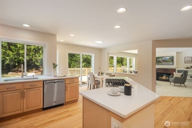 7229 245th Way NE, Redmond, WA 98053