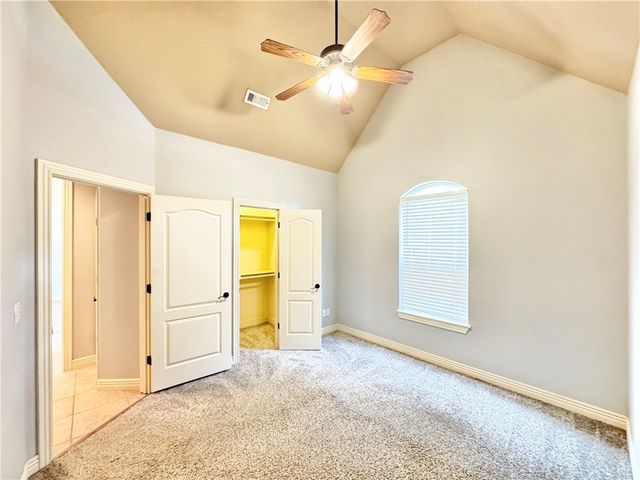 4506 Flagstick Drive, Fayetteville, AR 72704