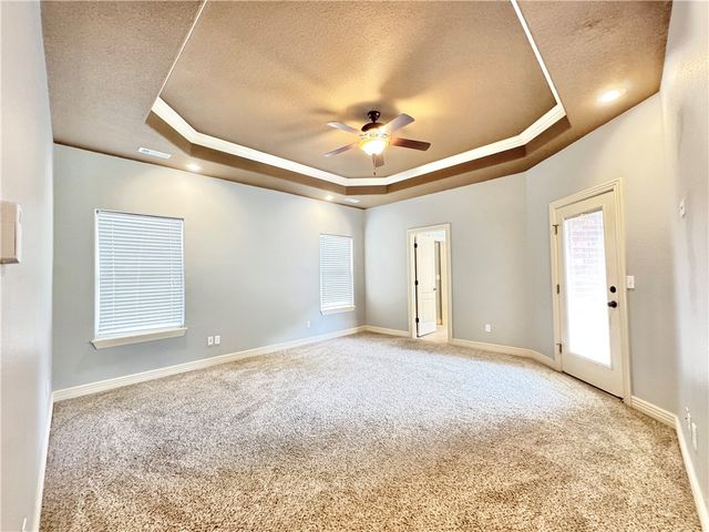 4506 Flagstick Drive, Fayetteville, AR 72704