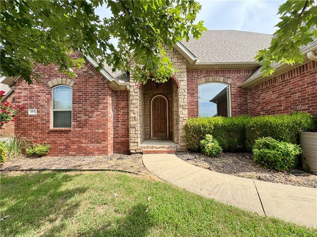 4506 Flagstick Drive, Fayetteville, AR 72704
