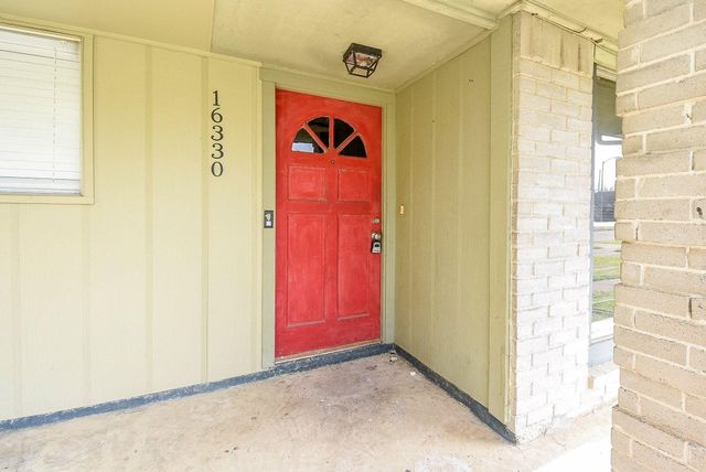 16330 Meadowbrook Farm Road, Houston, TX 77082