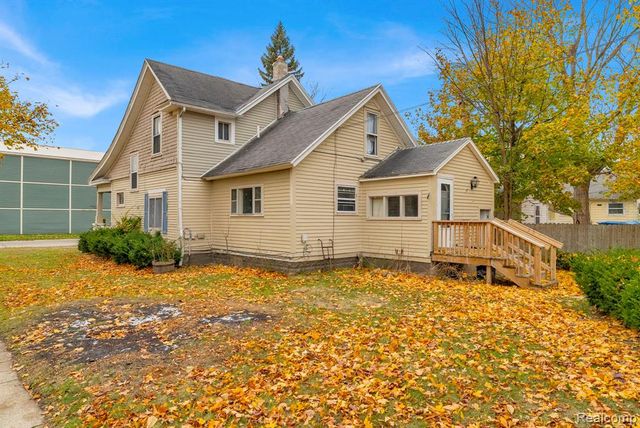 1103 White Street, Port Huron, MI 48060