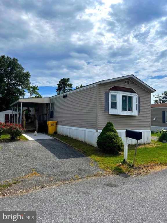 121 LARIAT, Middle River, MD 21220
