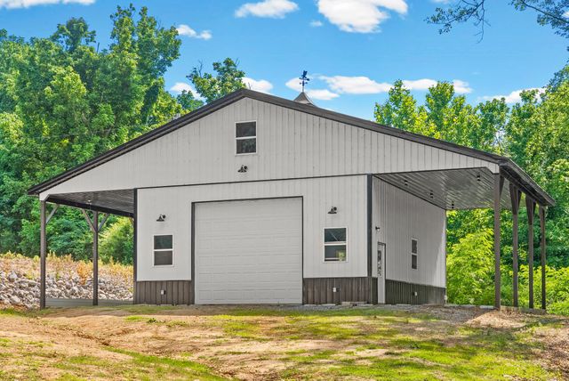 324 Bayview Drive, Bumpus Mills, TN 37028