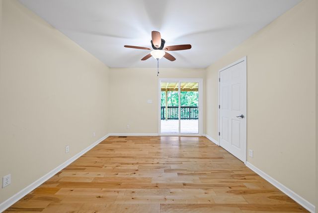 324 Bayview Drive, Bumpus Mills, TN 37028
