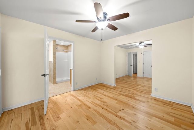 324 Bayview Drive, Bumpus Mills, TN 37028