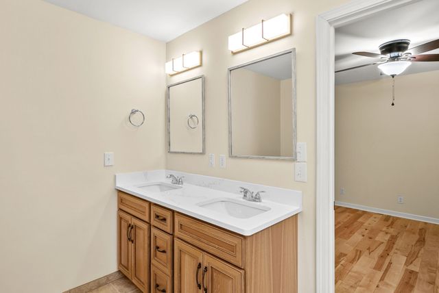 324 Bayview Drive, Bumpus Mills, TN 37028