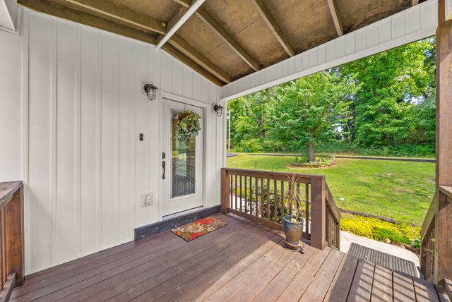324 Bayview Drive, Bumpus Mills, TN 37028