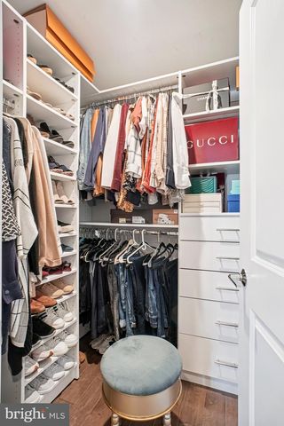 2824 RED STAR LN, Alexandria, VA 22303