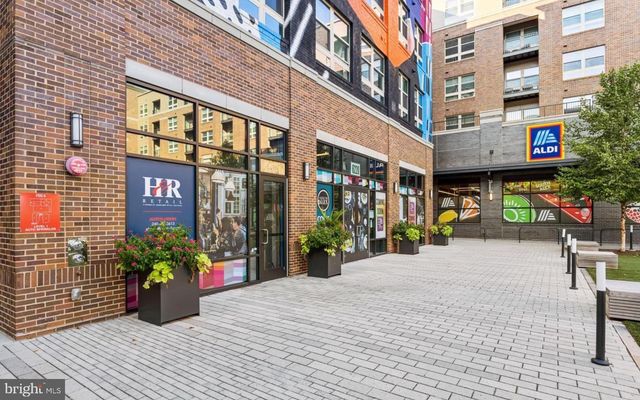 2824 RED STAR LN, Alexandria, VA 22303