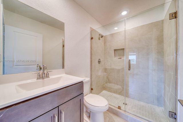 1090 SE 23rd Avenue 1090, Homestead, FL 33035