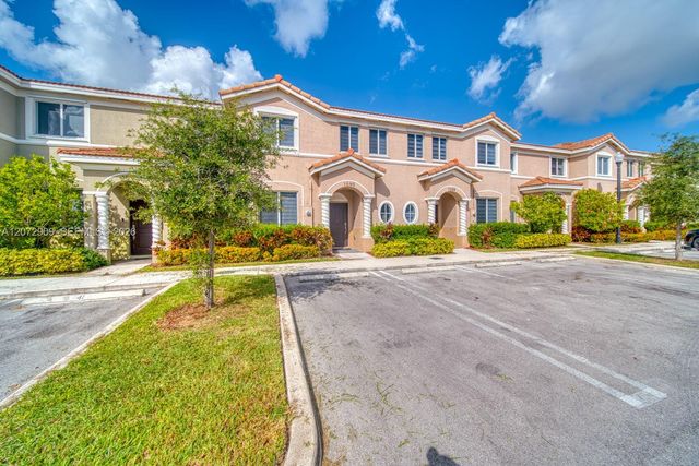 1090 SE 23rd Avenue 1090, Homestead, FL 33035