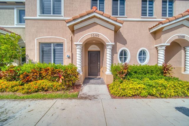 1090 SE 23rd Avenue 1090, Homestead, FL 33035