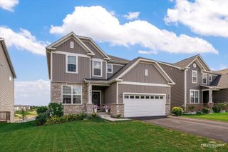 441 Alpine Drive, Algonquin, IL 60102