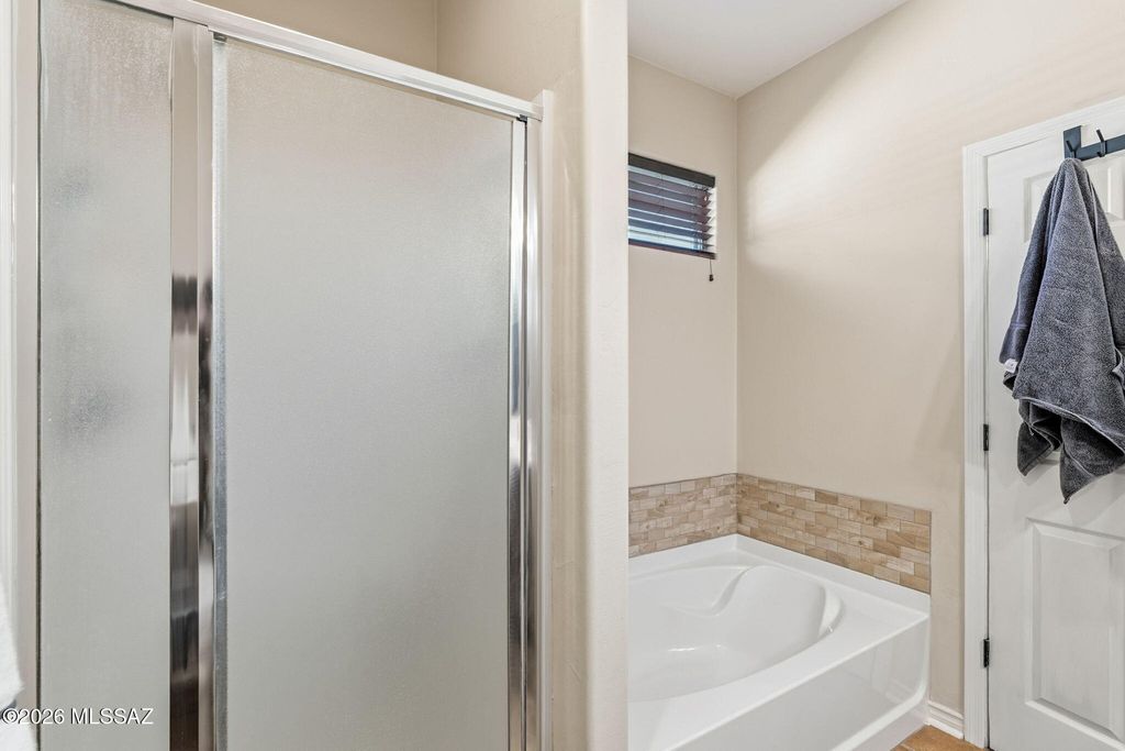 Image 19 of property listing at 527 S Sweet Ridge Drive, Vail, AZ 85641