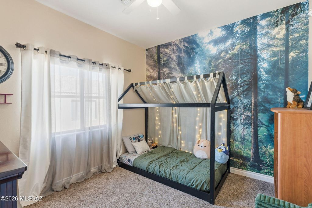 Image 22 of property listing at 527 S Sweet Ridge Drive, Vail, AZ 85641