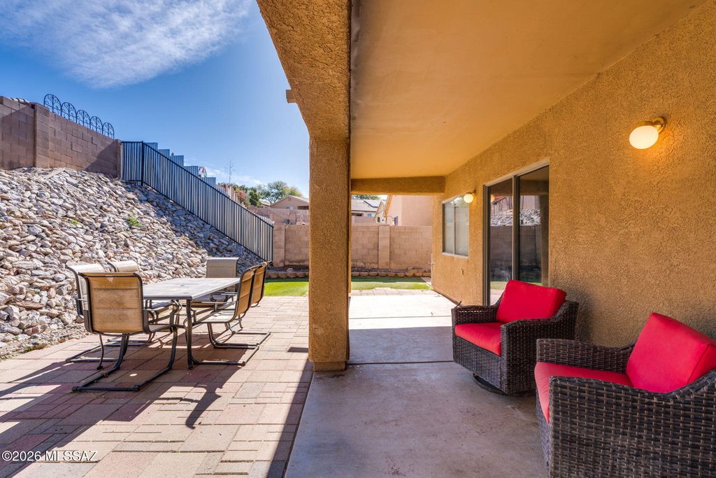 Image 30 of property listing at 527 S Sweet Ridge Drive, Vail, AZ 85641