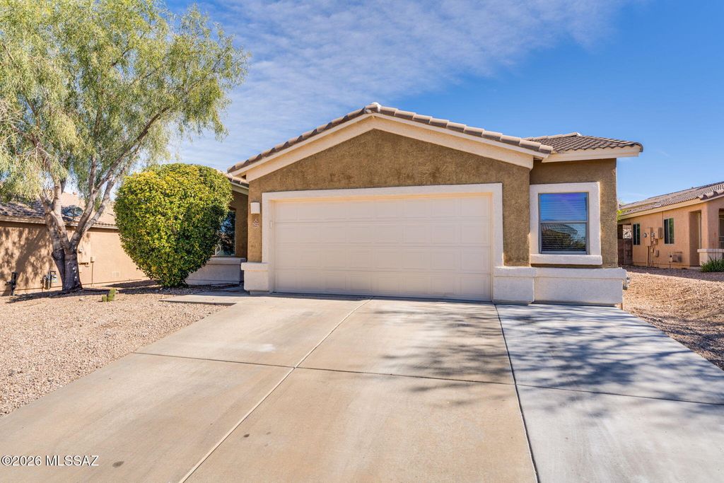 Image 32 of property listing at 527 S Sweet Ridge Drive, Vail, AZ 85641